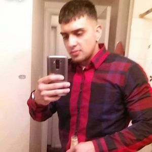 Meet your Posher, Aaron